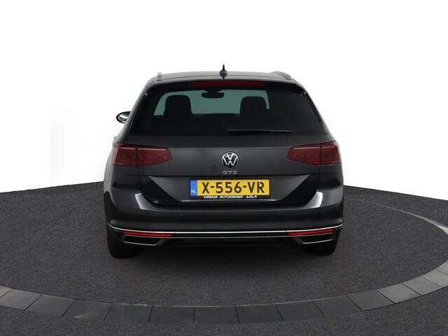 Volkswagen PASSAT Variant GTE 1.4 TSI 218 PK PHEV Highline - Virtual Cockpit - LED Matrix IQ - dynaudio speakers - Navigatie Pro - Zwarte hemel - DSG - Adaptieve Cruise control -