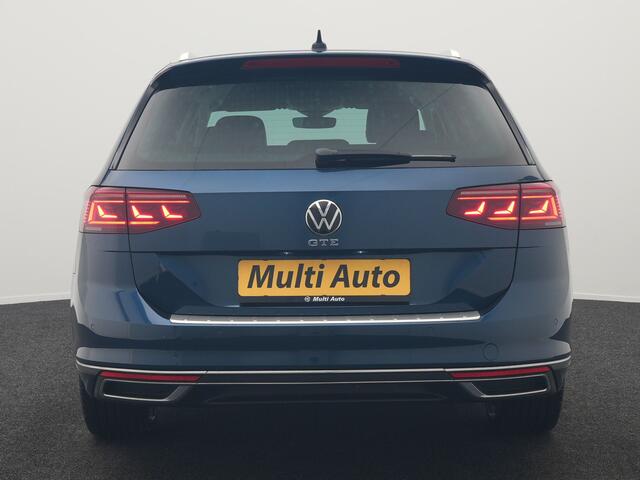 Volkswagen PASSAT Variant GTE Business Plug in Hybrid 218pk Dealer O.H PHEV | Trekhaak af Fabriek | Adaptive Cruise | Alcantara Sportstoelen Memory & Massage | Virtual | Parkassist & Camera | 18"L.M | Matrix LED | Keyless |