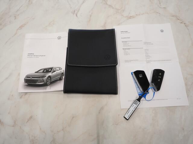 Volkswagen PASSAT Variant 1.5 eHybrid 204PK | Massage | Trekhaak | HUD | Camera | Adaptive Cruise | Sfeerlicht | Carplay