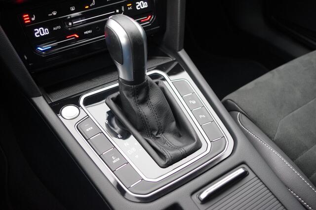 Volkswagen PASSAT Variant 1.4 TSI GTE 218 PK BNS PHEV, Trekhaak, Matrix-LED, Adap. Cruise Control