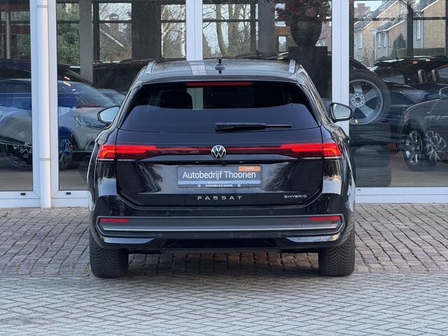 Volkswagen PASSAT Variant 1.5 eHybrid Business | Trekhaak | HUD | Camera