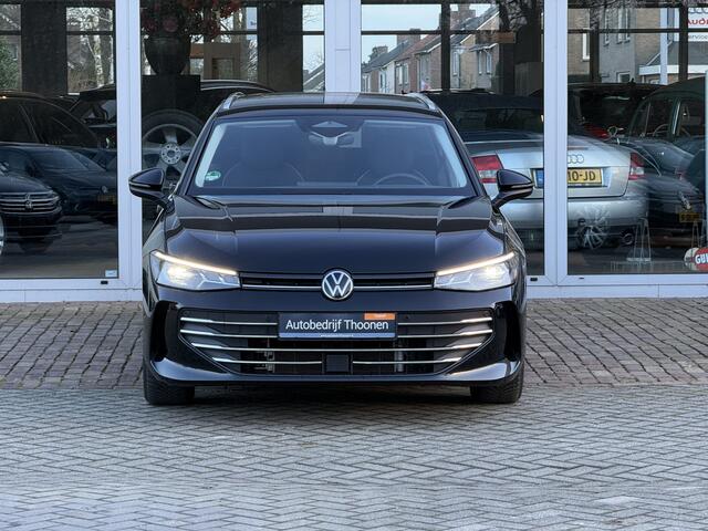 Volkswagen PASSAT Variant 1.5 eHybrid Business | Trekhaak | HUD | Camera