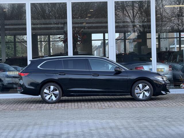 Volkswagen PASSAT Variant 1.5 eHybrid Business | Trekhaak | HUD | Camera