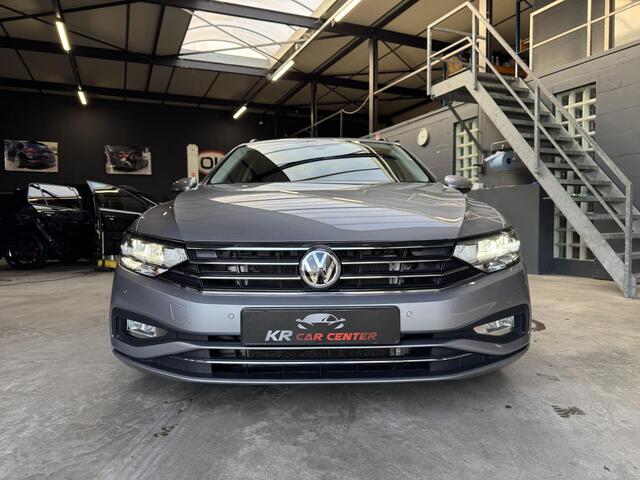 Volkswagen PASSAT Variant 1.5 TSI LED-CARPLAY-TREKHAAK-KEYLESS