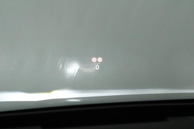 Volkswagen PASSAT Variant 1.5 204pk eHybrid Business Trekhaak Camera Stoelverwarming Massage Virtual Cockpit Led Navigatie