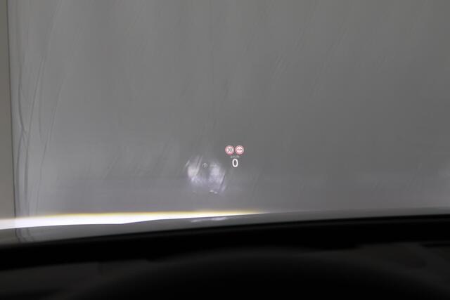 Volkswagen PASSAT Variant 1.5 272pk eHybrid R-Line Business Black Style Trekhaak 360Camera harman/kardon Head-Up Keyless Massage Navigatie Panoramadak