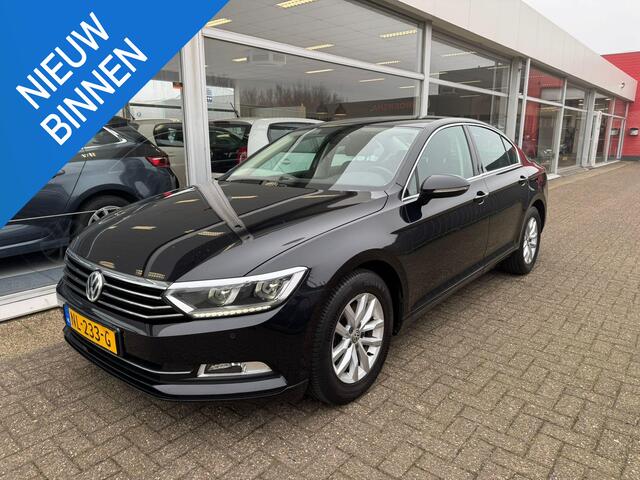 Volkswagen PASSAT 1.6 TDI Comfortline | 1e eigenaar | Automaat | Navigatie | Cruise control | Elektrische ramen | Airco | Trekhaak | APK tot 04-04-2027 | NAP |