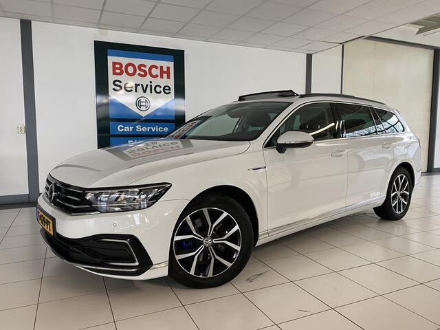 Volkswagen PASSAT Variant 1.4 TSI PHEV GTE Business Panoramadak / Trekhaak /elec stoel met geheugen