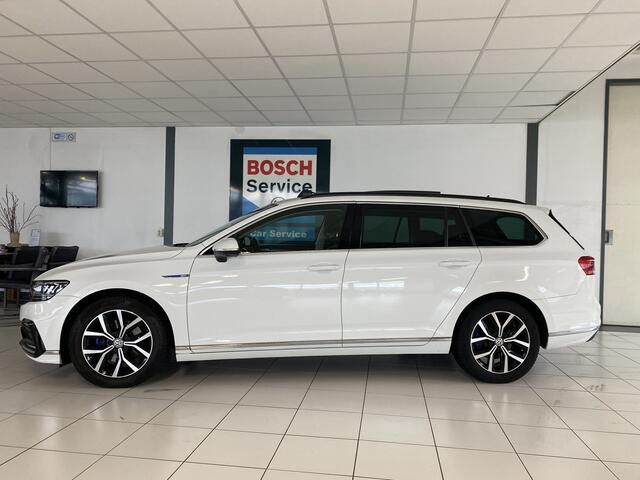 Volkswagen PASSAT Variant 1.4 TSI PHEV GTE Business Panoramadak / Trekhaak /elec stoel met geheugen