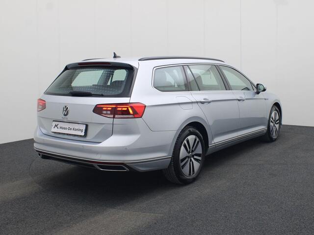 Volkswagen PASSAT Variant 1.4TSI 160kW/218PK PHEV GTE Business DSG · Navigatie · Apple/Android Car Play · Camera + Parkeersensoren · Stoelverwarming ·