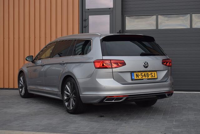 Volkswagen PASSAT 1.5 TSI 150pk DSG R-Line | Pano | Trekhaak | 360 camera