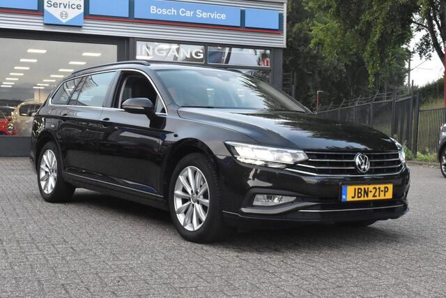 Volkswagen PASSAT Variant 1.5 TSI Comfort Business Navigatie | Trekhaak | Camera | Stoelverwarming | ACC | 12 mnd BOVAG garantie Whatsapp 06-53188999