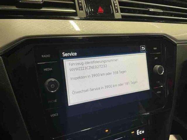 Volkswagen PASSAT Variant GTE 1.4 TSI PHEV 218PK | Panodak | 360° | Half Leer | Adaptive Cruise | Carplay | Getint Glas |