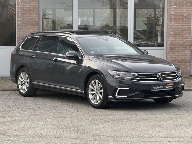 Volkswagen PASSAT Variant 1.4 TSI PHEV GTE | Camera | Pano | Stoelverwarming