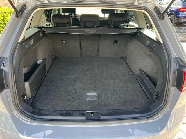 Volkswagen PASSAT Variant 1.4 TSI PHEV GTE Navi, cruise, massage stoel, clima