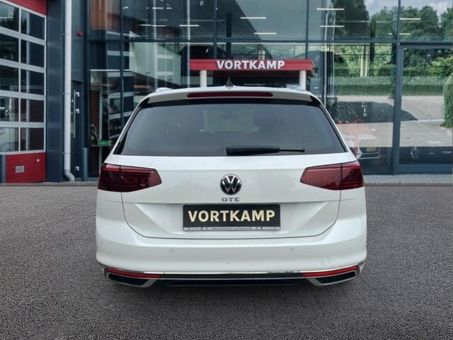 Volkswagen PASSAT 1.4 TSI GTE TREKHAAK/CAMERA/ELEK-KLEP/ACC/STANDKACHEL/STOELVERW/NAVI/CARPLAY