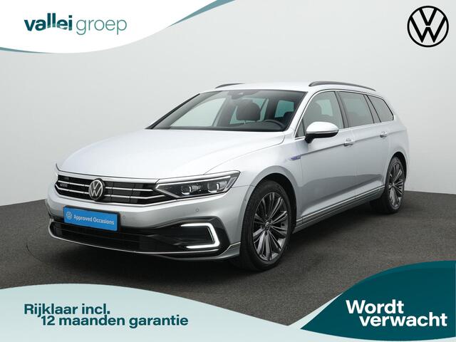 Volkswagen PASSAT 1.4 TSI 218 pk PHEV GTE | IQ Light | Achteruitrijcamera | Adaptive Cruise | Stuur-/stoelverwarming | Side Assist