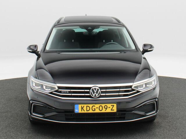 Volkswagen PASSAT 1.4 TSi 218 Pk PHEV GTE Business | Panoramadak | Camera | Adaptive Cruise | Stoelverwarming | Navigatie | CarPlay | 17 Inch | 73.094 Km !!
