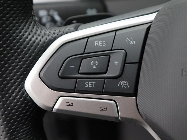 Volkswagen PASSAT 1.4 TSi 218 Pk PHEV GTE Business | Panoramadak | Camera | Adaptive Cruise | Stoelverwarming | Navigatie | CarPlay | 17 Inch | 73.094 Km !!