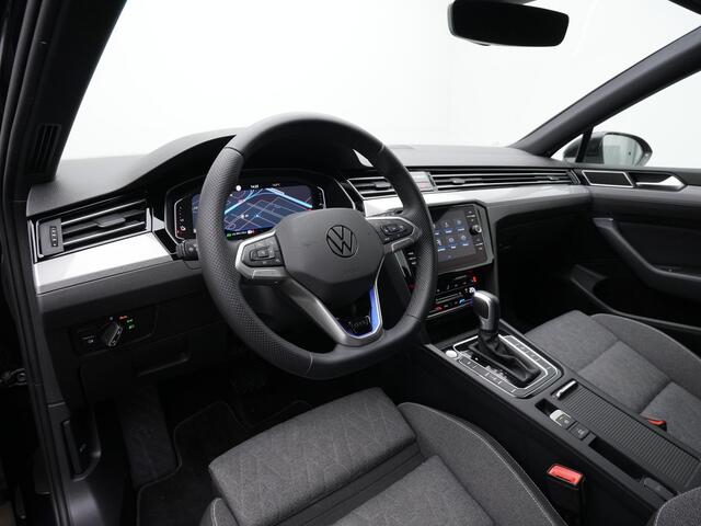 Volkswagen PASSAT Variant 1.4 TSI PHEV 218 pk GTE | IQ Light | Achteruitrijcamera | Elektrische achterklep | Stuur-/stoelverwarming | Adaptive Cruise | Navigatie