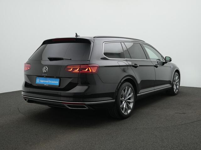 Volkswagen PASSAT Variant 1.4 TSI PHEV 218 pk GTE | IQ Light | Achteruitrijcamera | Elektrische achterklep | Stuur-/stoelverwarming | Adaptive Cruise | Navigatie
