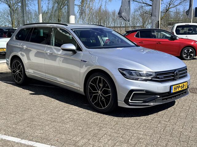 Volkswagen PASSAT Variant 1.4 TSI PHEV GTE Business LED | Massagestoel | DAB | Apple Carplay | Adapt. Cruise | PDC v+a incl. Camera | Stoelverwarming
