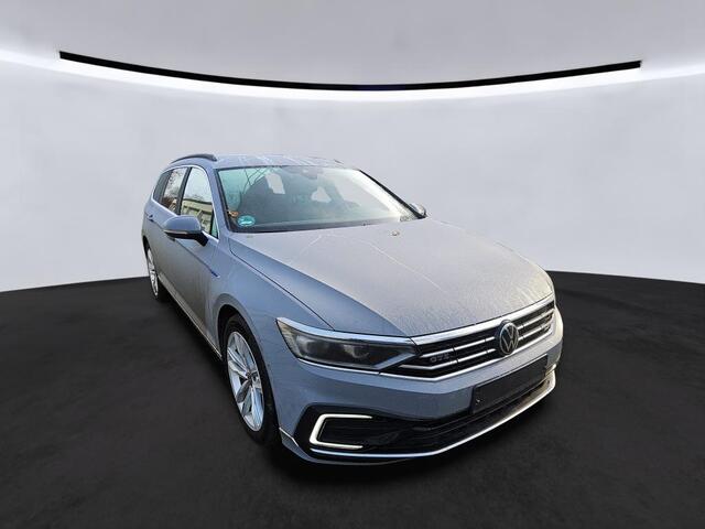 Volkswagen PASSAT Variant GTE 1.4 TSI eHybrid 218pk PHEV Business / Trekhaak / iQ Light / Massage / Wordt Verwacht