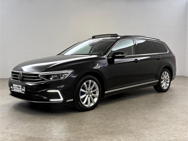Volkswagen PASSAT 1.4 TSI PHEV GTE | Pano | Camera | Carplay | Adap. Cruise | Massagestoel | LED | Keyless