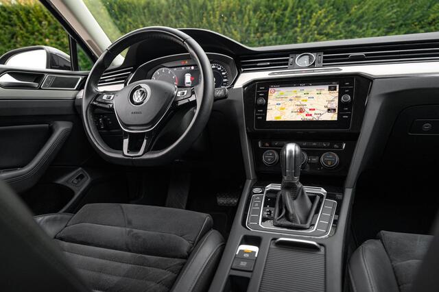 Volkswagen PASSAT Variant 1.4 TSI R Line | Camera | ACC | El.Trekh. | BTW
