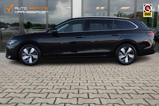 Volkswagen PASSAT Variant 1.5 eHybrid Elegance | Trekhaak | Camera | ACC |