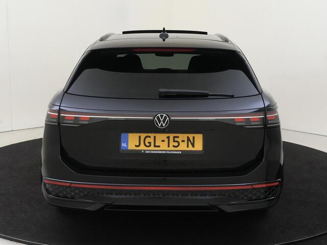 Volkswagen PASSAT Variant 1.5 eHybrid R-Line Business
