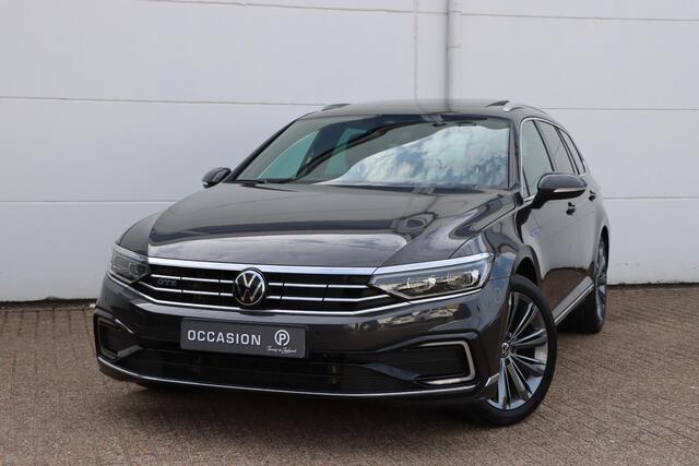 Volkswagen PASSAT Variant 1.4 TSI PHEV GTE Business | Pano | Lederen stoelen | Travel Assist | Carplay