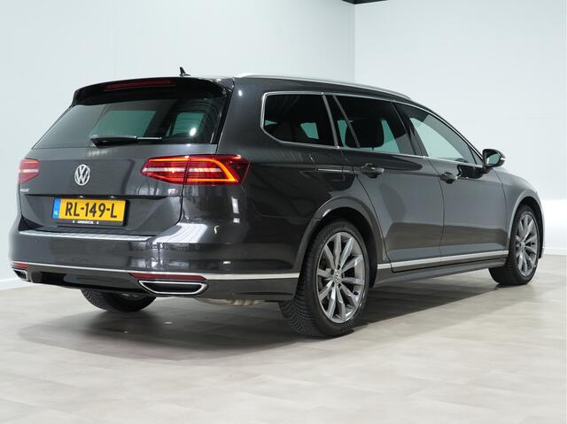 Volkswagen PASSAT Variant 1.4 150 pk TSI ACT Highline Business R | Navi | Full-LED+ | Stoelverw. | Camera | App-Connect 249