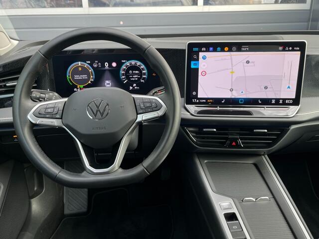 Volkswagen PASSAT 1.5 TSI EHYBRID 150 KW BUSINESS - TREKH. - HU