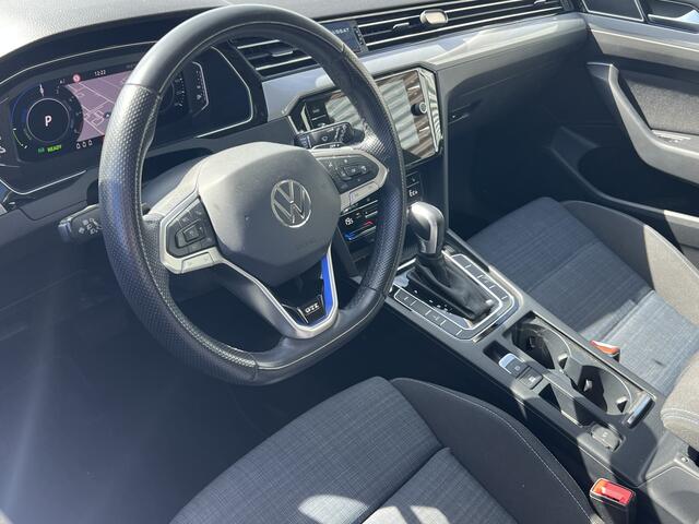 Volkswagen PASSAT Variant 1.4 TSI PHEV GTE Business | Nieuw Binnen! | Virtual Cockpit | Stoelverwarming | HUD