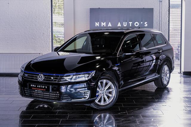 Volkswagen PASSAT Variant 1.4 TSI GTE Highline PANO | ACC | 2E EIGENAAR | SFEERVERLICHTING | MASSAGE | DEALER ONDERHOUDEN | DODEHOEK | TREKHAAK