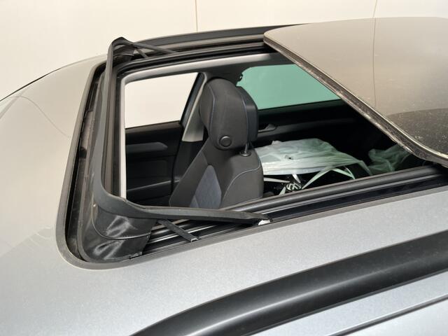 Volkswagen PASSAT Variant 1.4 TSI PHEV GTE / AUTOMAAT/ PANO/ TREKHAAK/ ERGO COMFORT/ ACC/ STUUR+STOELVERWARM./ DODEHOEK/ APP-CONNECT/ PARK.SENSOR.V+A/ CAMERA/ ELEK.ACHTERKLEP/ KEYLESS/ DIGITAL DASH/ NAVI/ DAB/ CLIMA/ LED