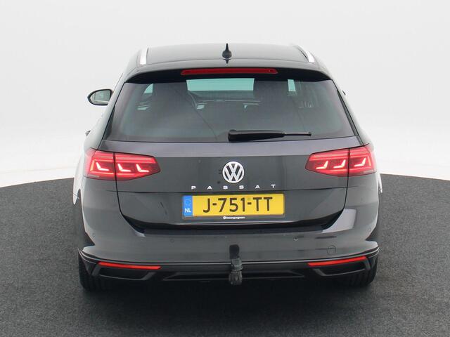 Volkswagen PASSAT Variant 1.5 TSi 150 Pk Automaat Comfort Business | Full LED | Navigatie | 17 Inch | Trekhaak | Camera | Adaptive Cruise | 121.681 Km!!