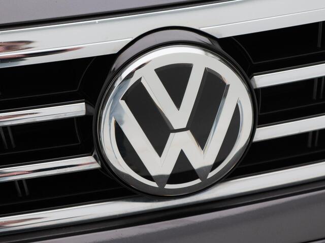 Volkswagen PASSAT Variant 1.5 TSi 150 Pk Automaat Comfort Business | Full LED | Navigatie | 17 Inch | Trekhaak | Camera | Adaptive Cruise | 121.681 Km!!