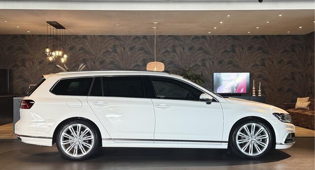 Volkswagen PASSAT Variant 1.5 TSI R-LINE I PANO I DSG I LEDER