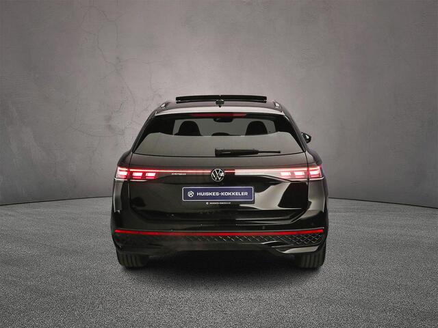 Volkswagen PASSAT Variant R-Line Edition 1.5 TSI eHybrid 272pk DSG Automaat Trekhaak, Harman Kardon audio, Panoramadak, Adaptive cruise control, 360 camera, Achteruitrijcamera