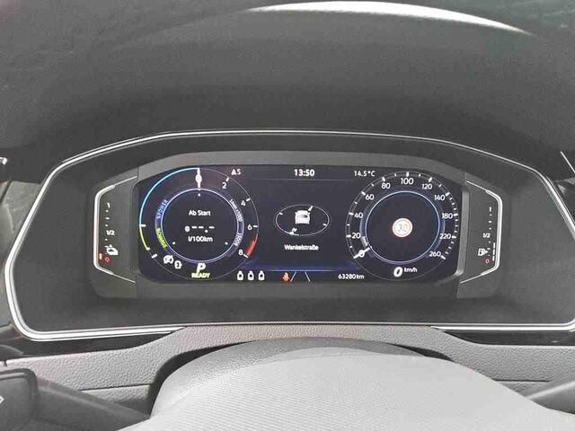 Volkswagen PASSAT Variant GTE 1.4 TSI eHybrid 218pk PHEV Business / Trekhaak / Leer / iQ LIght / Wordt Verwacht