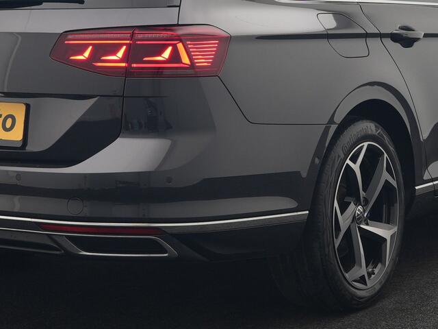 Volkswagen PASSAT Variant 1.4 TSI GTE Business PHEV 218pk Dealer O.H. | Trekhaak Af Fabriek | Adaptive Cruise | Camera | Sportstoelen Massage & Memory | Keyless | Apple Carplay | Blis | Stoelverwarming | Navigatie | DAB | Plug In Hybrid |