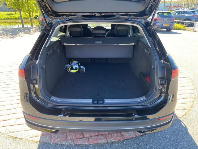 Volkswagen PASSAT Variant 1.5 eHybrid Business | PHEV | 218 Pk | Trekhaak | Massage stoelen | HUD | ACC |