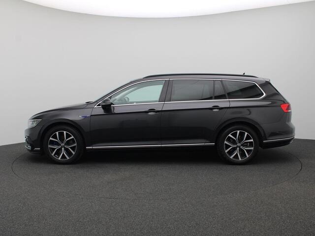 Volkswagen PASSAT Variant 1.4 TSI PHEV GTE Business 218PK DSG SOH 89,87%, Full led, Trekhaak, Head-up display, Adaptive cruise met travel assist, Keyless, Elek. bedienbare achterklep, Stoelverwarming, Achteruitrijcamera, 17" lichtmetaal