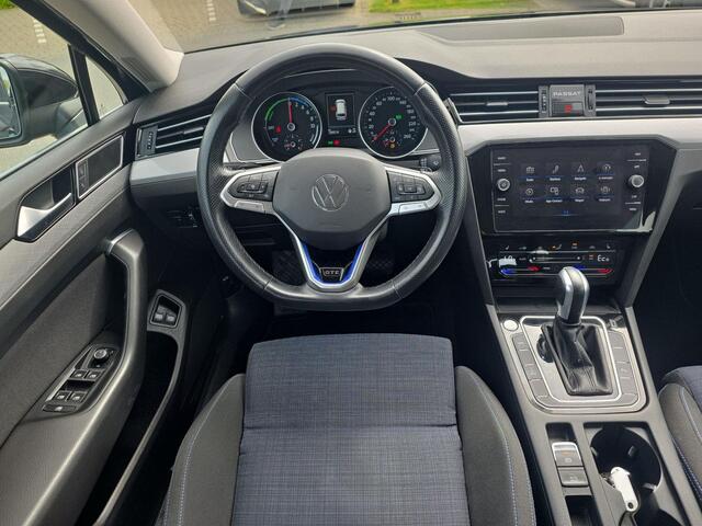 Volkswagen PASSAT Variant 1.4 TSI PHEV GTE Business | Trekhaak | Lane assist | A.cam | App connect |