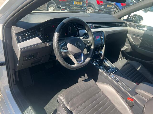 Volkswagen PASSAT Variant 1.4 TSI PHEV GTE Business virtuel cockpit, leer, navi, cruise, memory