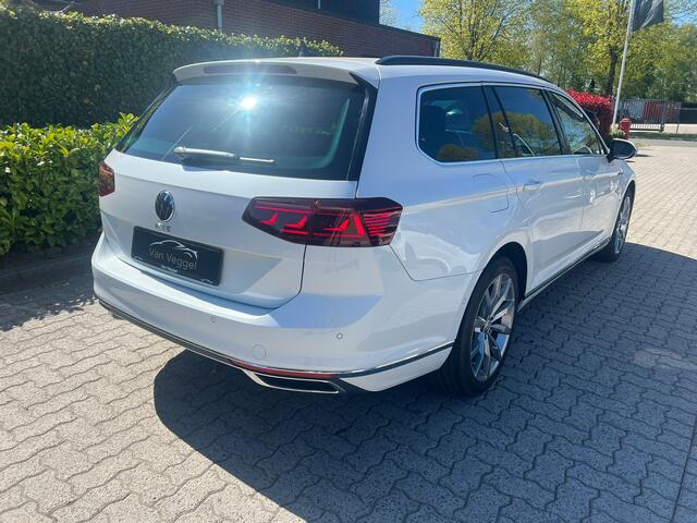 Volkswagen PASSAT Variant 1.4 TSI PHEV GTE Business virtuel cockpit, leer, navi, cruise, memory