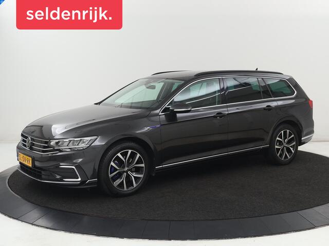 Volkswagen PASSAT 1.4 TSI PHEV GTE | SOH 94% | Stoelverwarming | Massage | Camera | Adaptive cruise | Matrix LED | Carplay | Navigatie | parkeerhulp | Climate control | Plug In