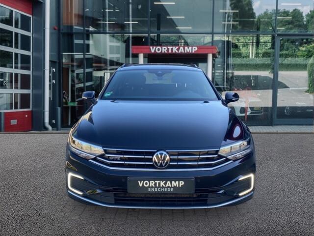 Volkswagen PASSAT 1.4 TSI GTE TREKHAAK/ACC/STOELVER/CAMERA/NAVI/E-KLEP